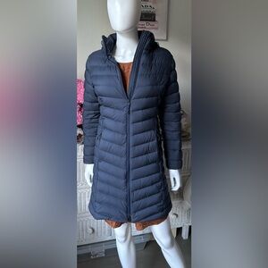 Patagonia Worn Wear Silent Duck Down Parka with Hood in Steel Blue color size XS